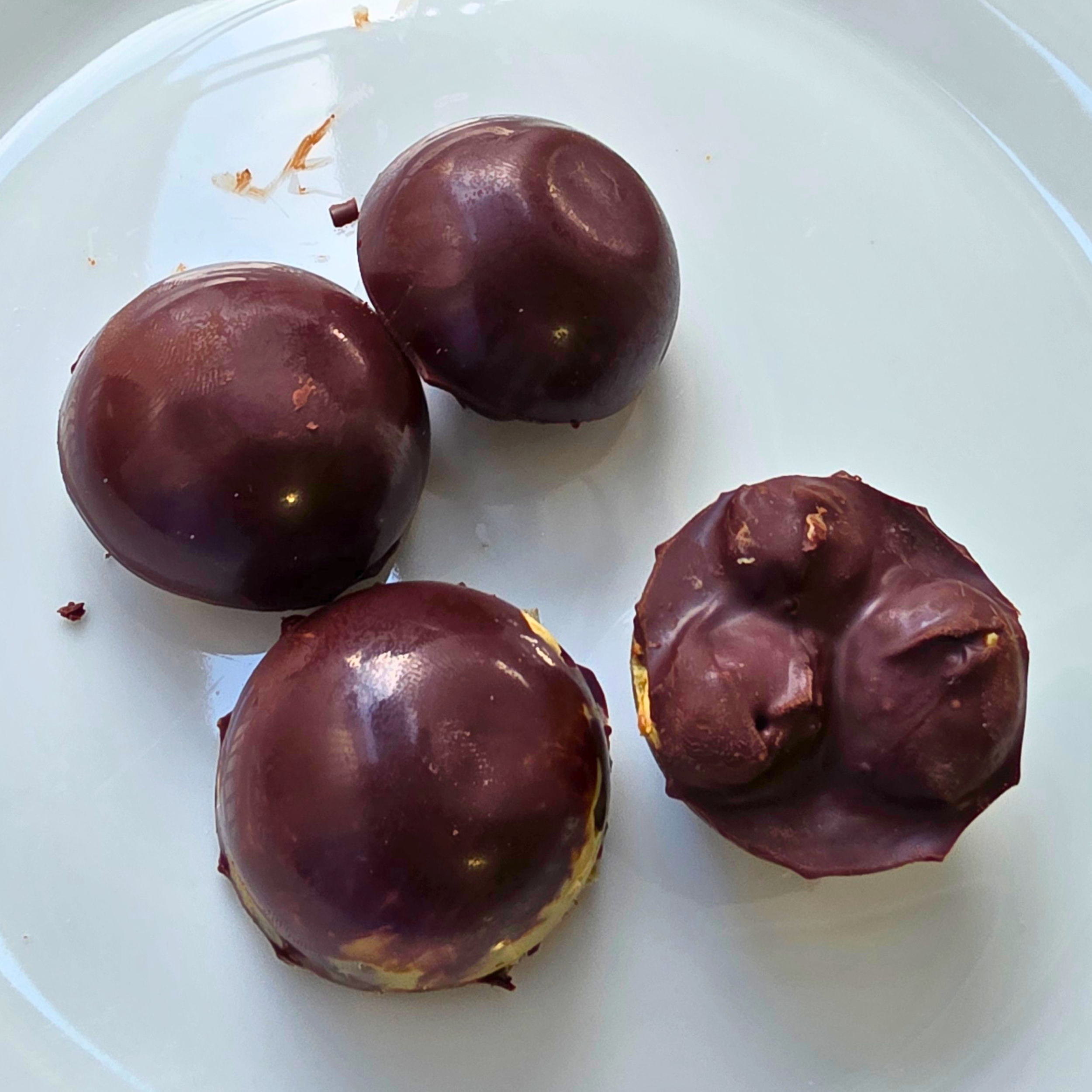 Puffos Bites - Dark Chocolate Spheres